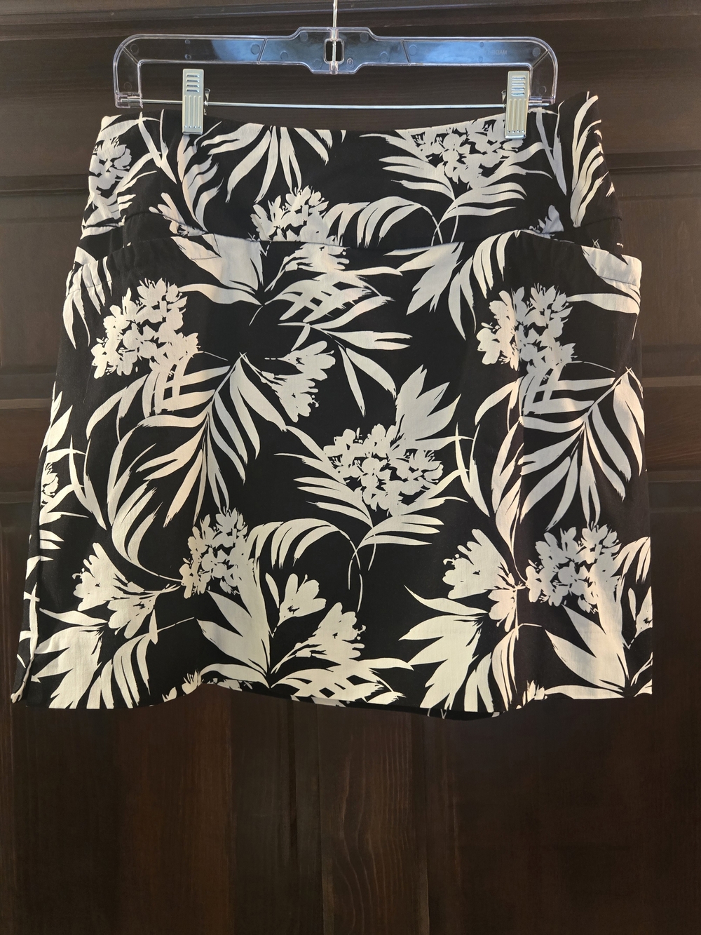 S.C. & Co. Black & White Floral Skort